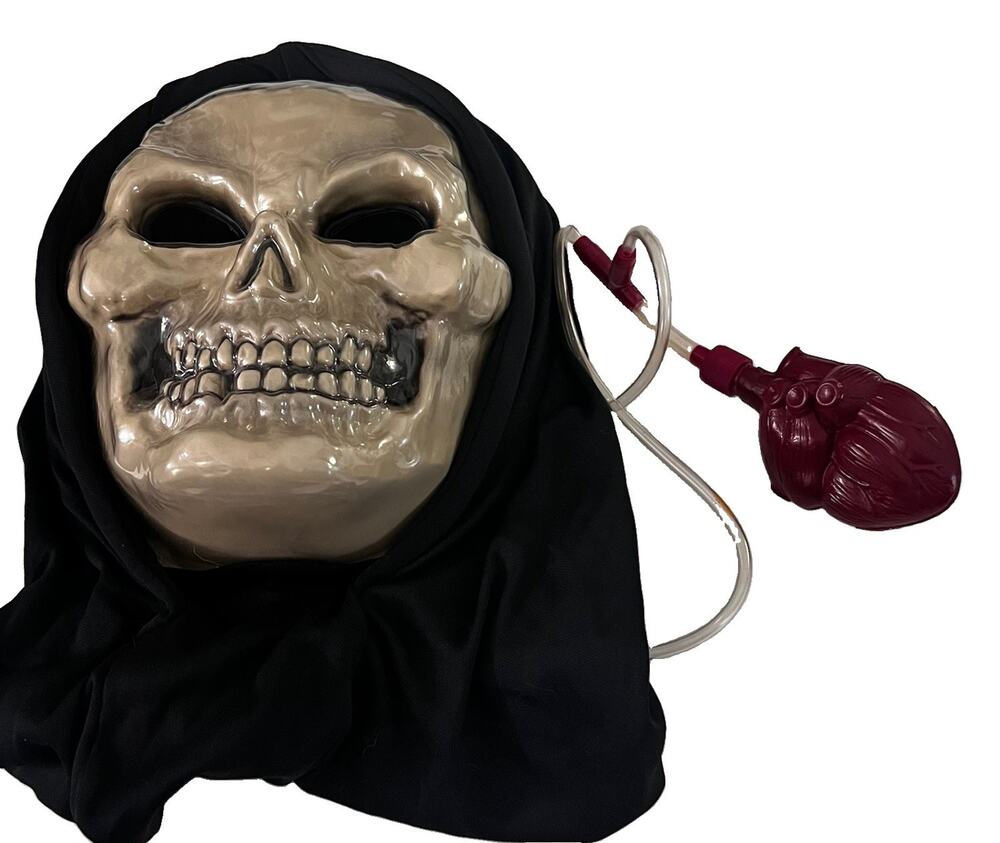 Fun World Skull Mask Bleeding Dripping with Blood Heart Pump